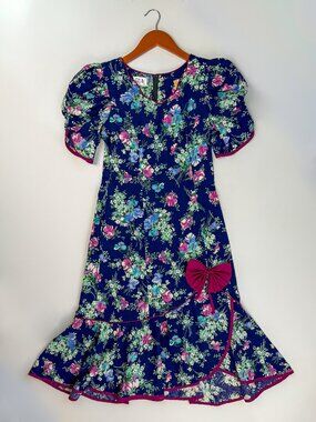 Ruh Vintage Hawaiian Muumuu Blue Floral - Size small